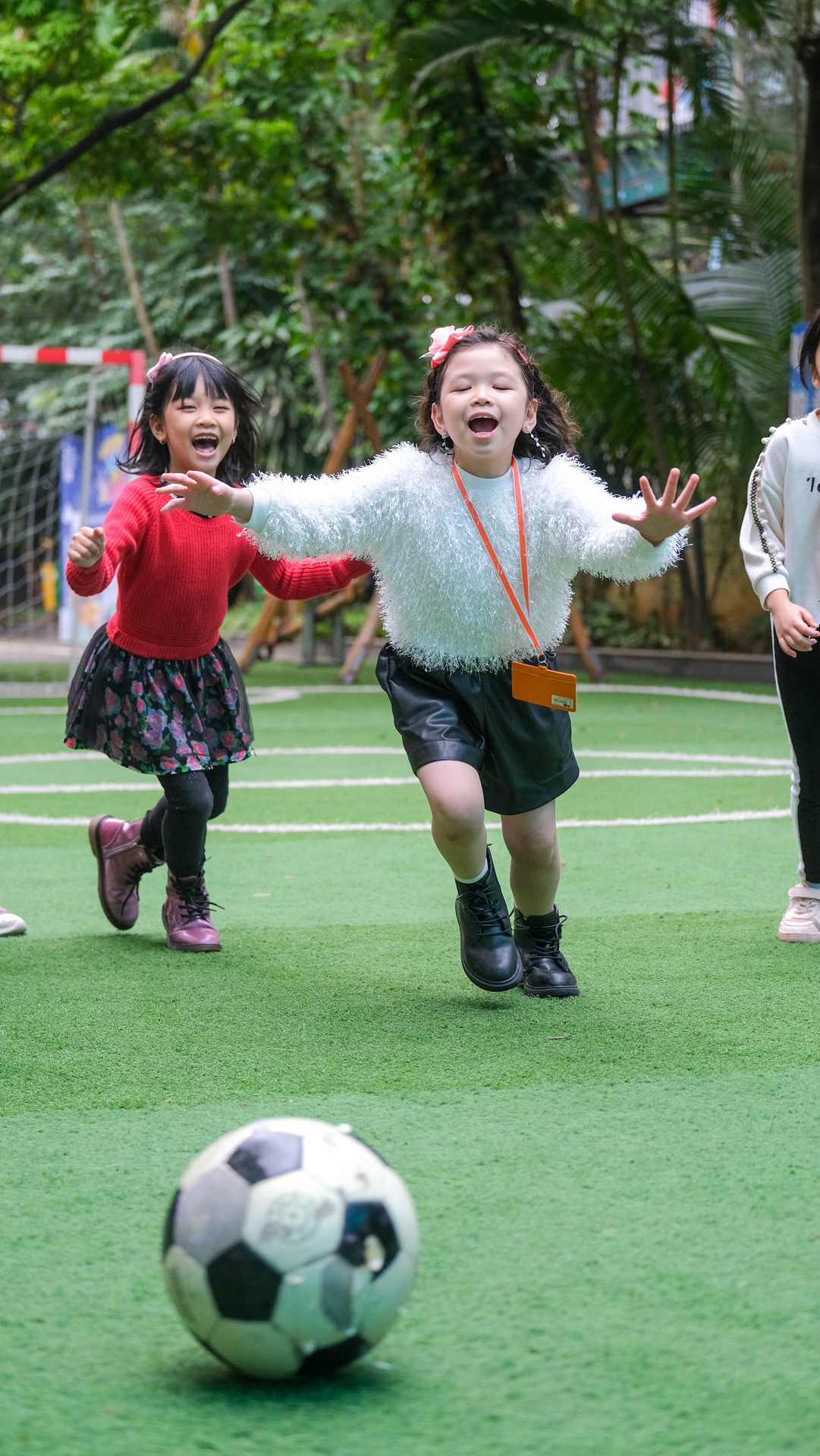 Ngay tro lai truong anh 36