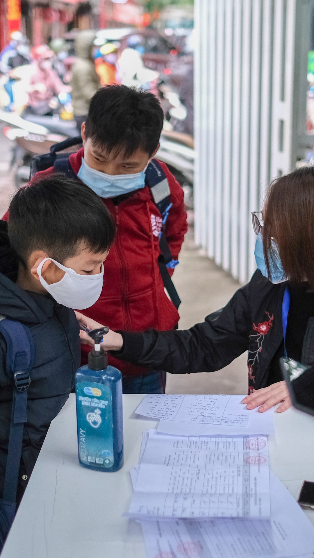 Ngay tro lai truong anh 10