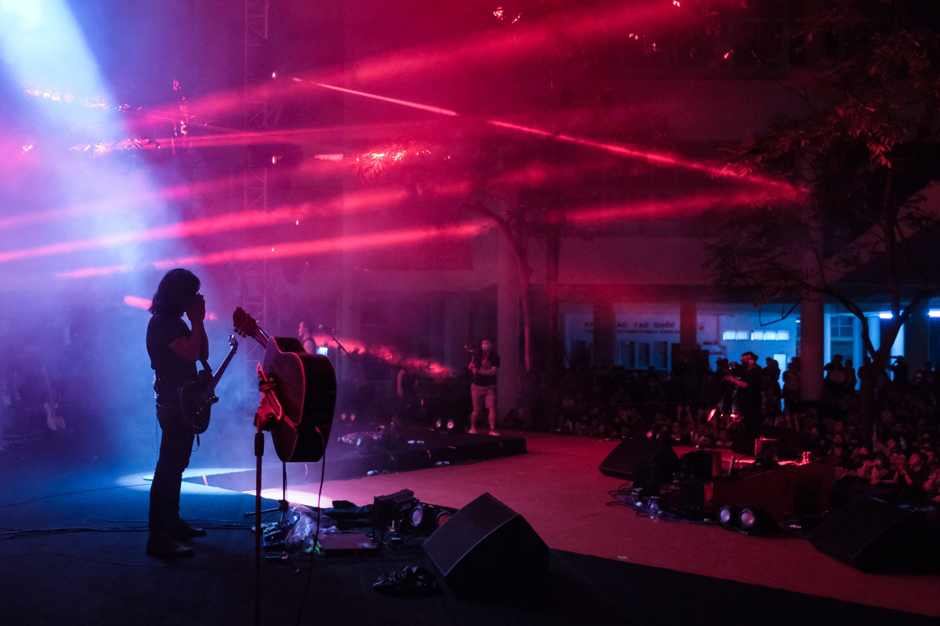 liveshow Buc Tuong tro ve anh 14