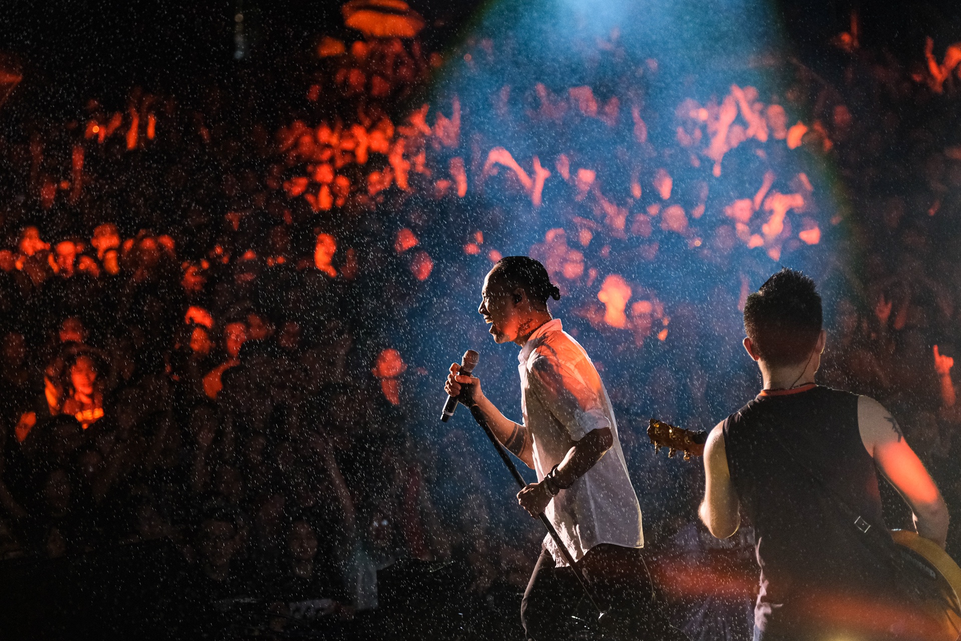 liveshow Buc Tuong tro ve anh 20