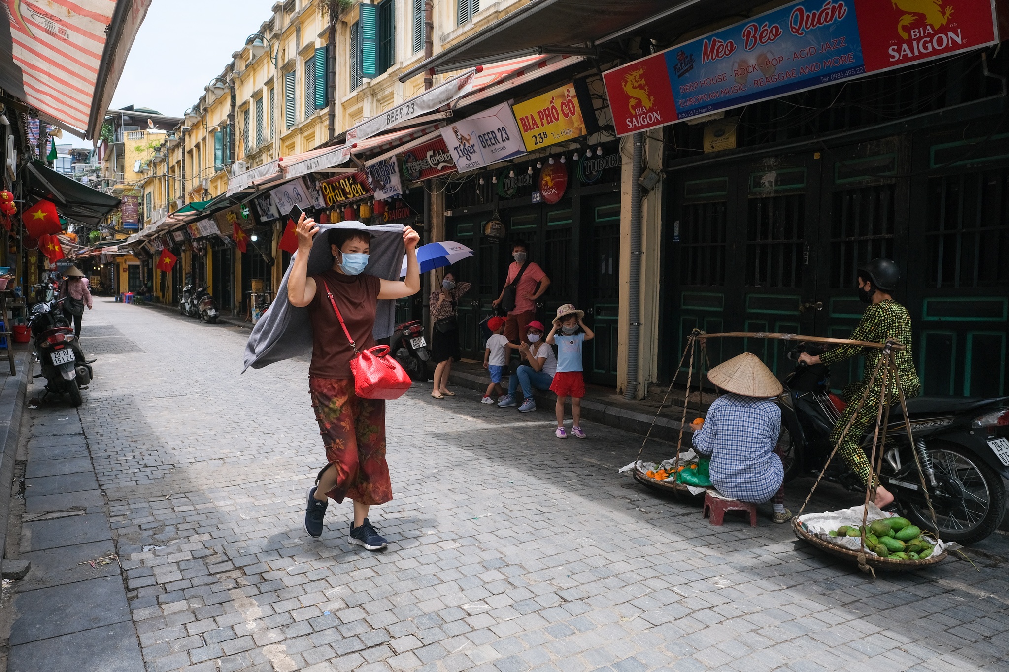 Ha Noi binh yen ngay nghi le anh 7