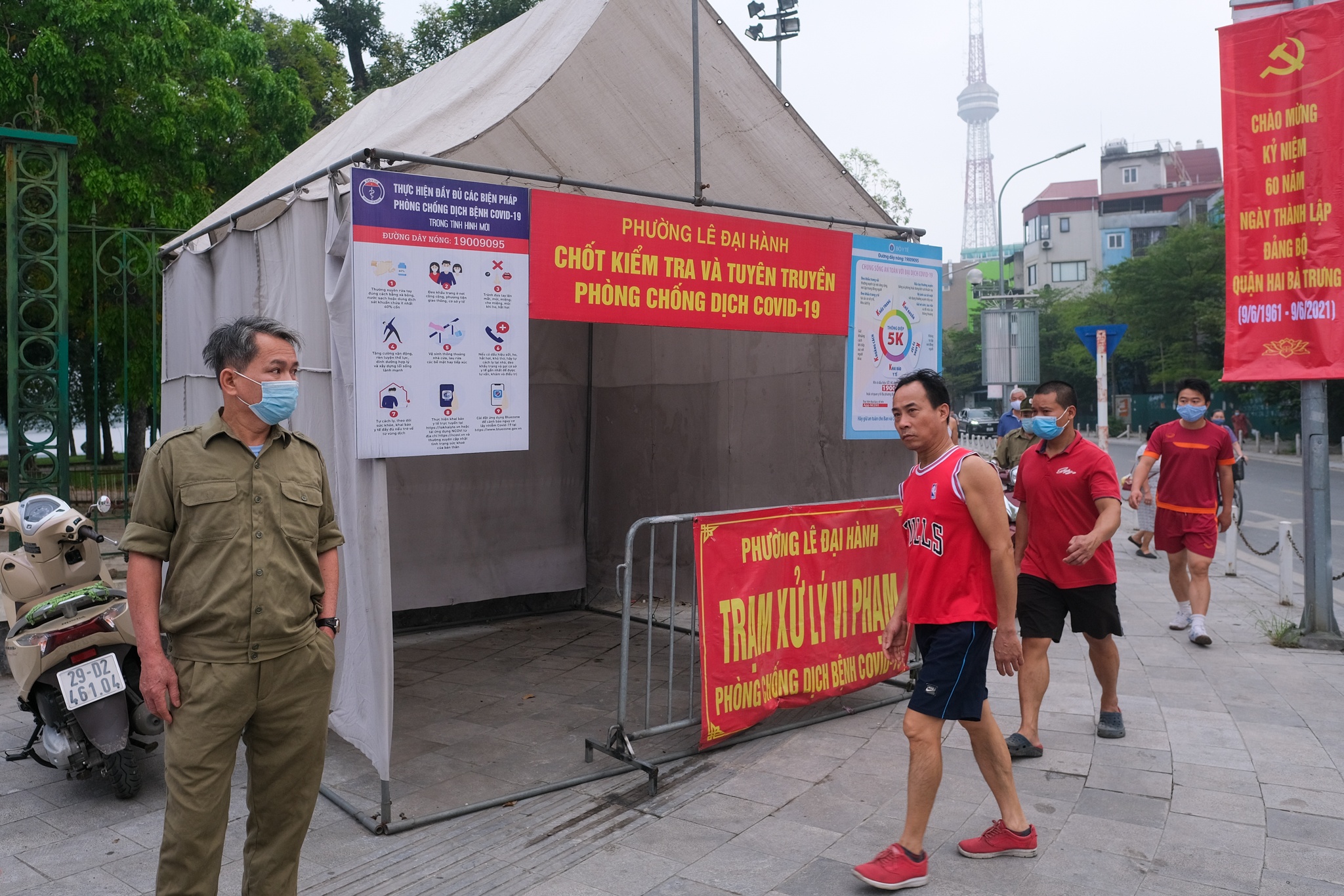 guoi dan khong deo khau trang khieu vu anh 5