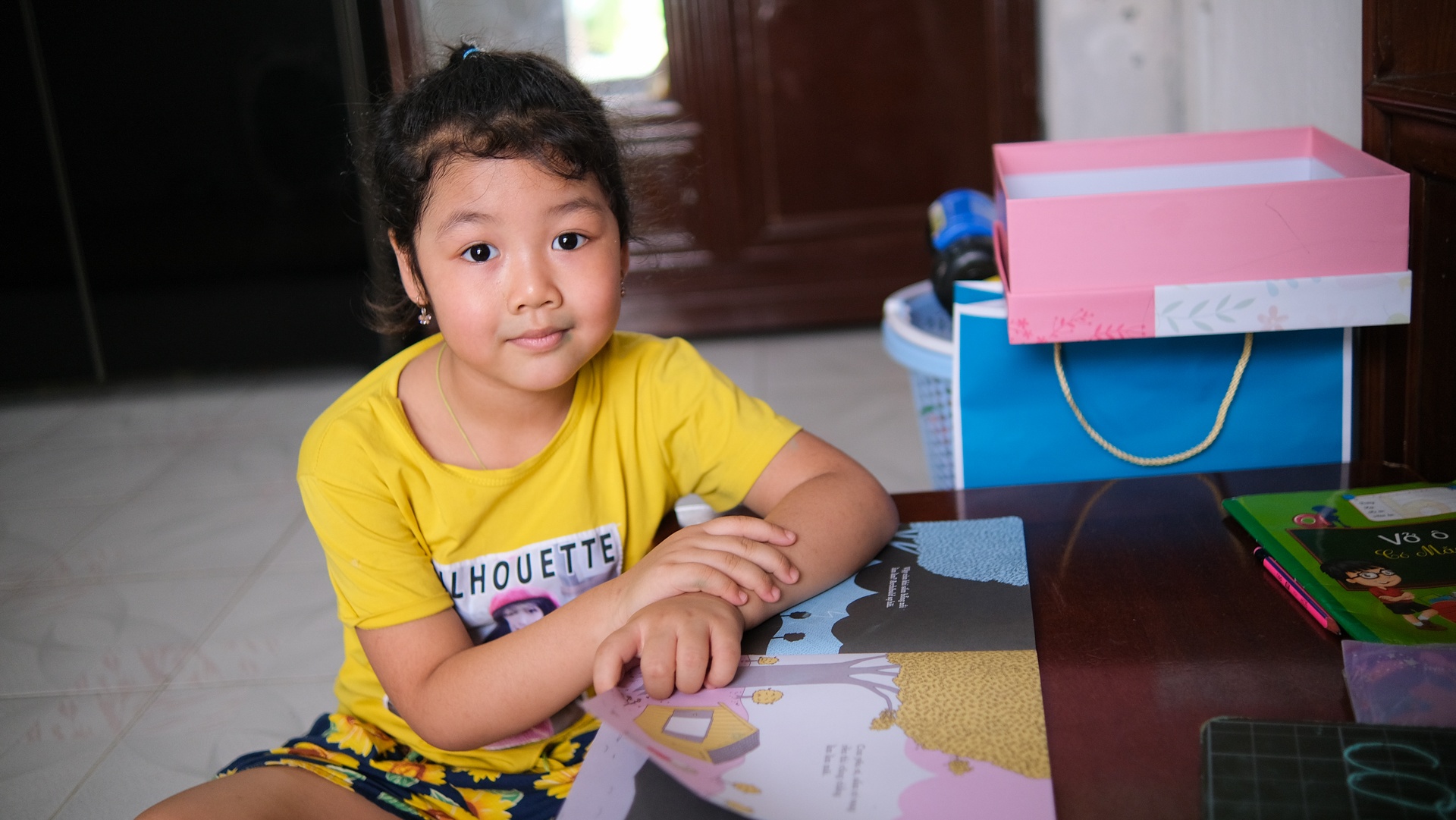 bố đi chi viện Bắc giang,  con ở nhà ảnh 13 bo di chi vien Bac giang,  con o nha anh 13