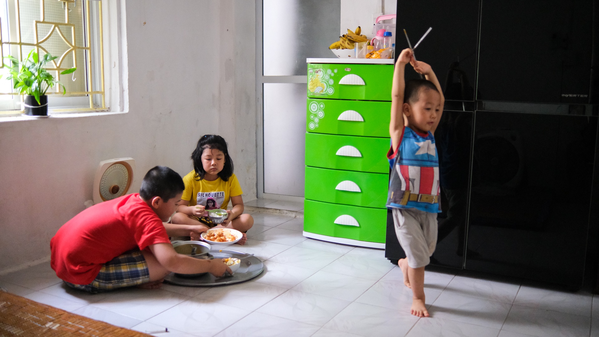 bố đi chi viện Bắc giang,  con ở nhà ảnh 29 bo di chi vien Bac giang,  con o nha anh 29