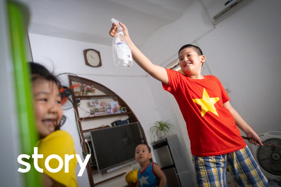 Bo di chi vien Bac Giang, 3 anh em o nha trong nhau hinh anh