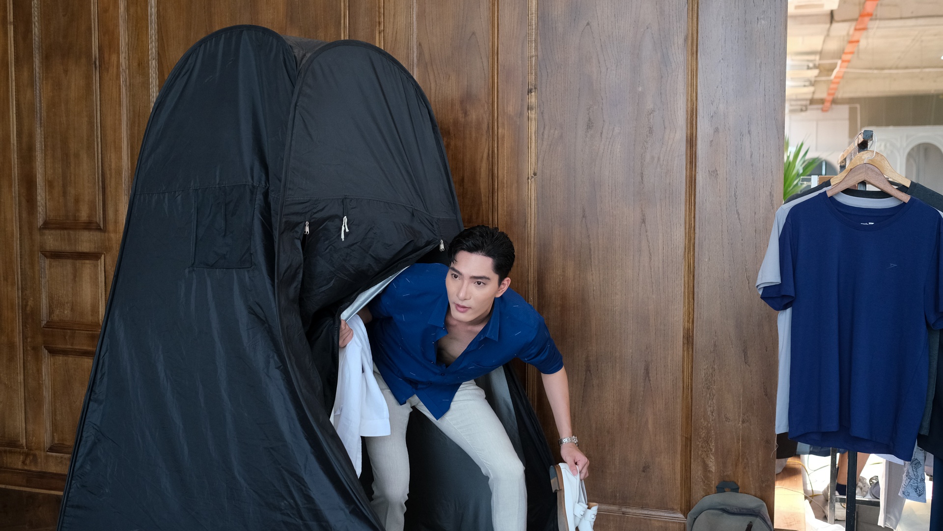 Nguoi mau nam mua dich anh 30