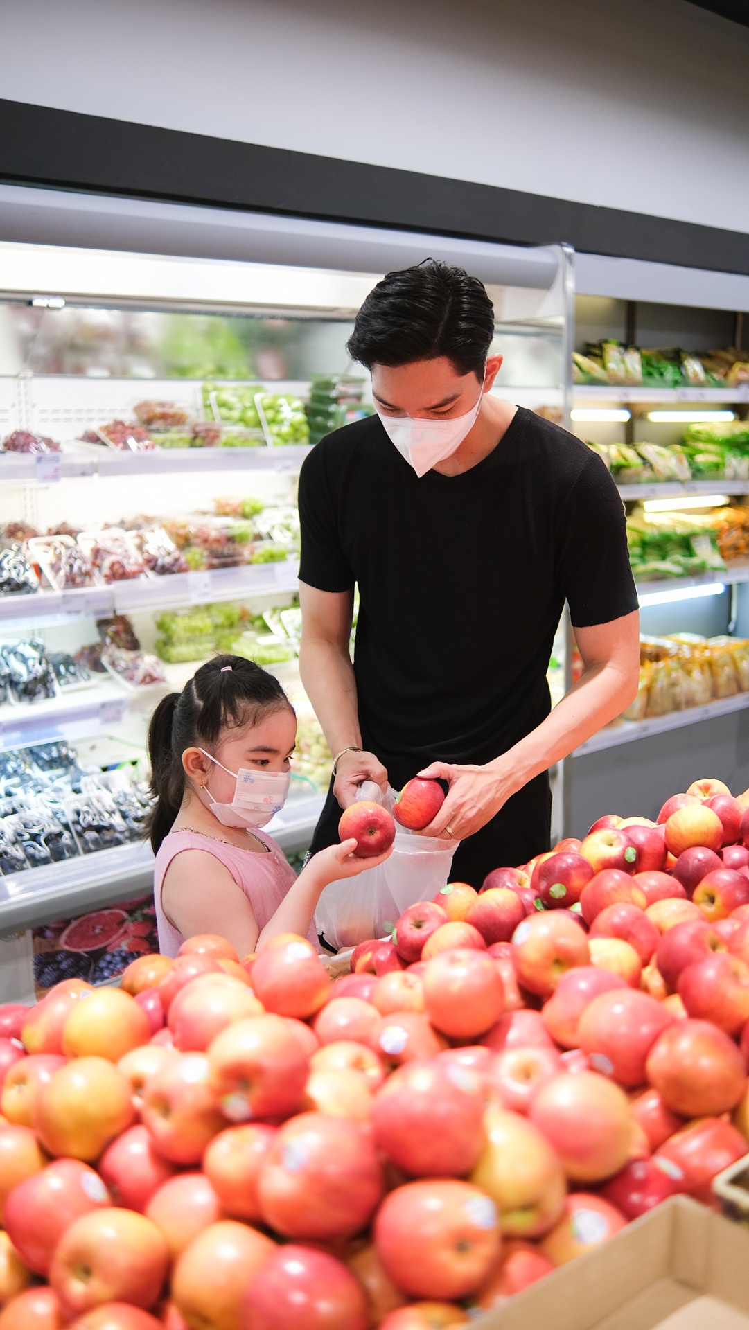 Nguoi mau nam mua dich anh 6