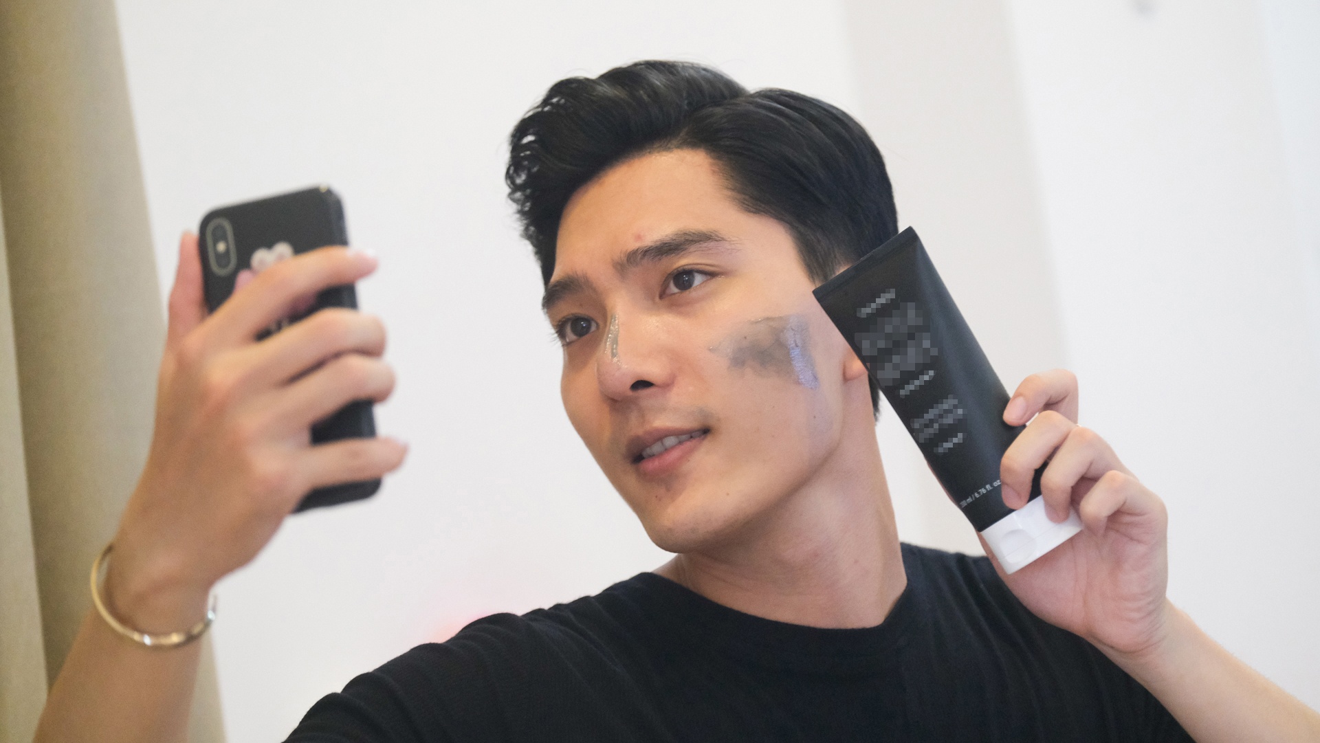 Nguoi mau nam mua dich anh 13