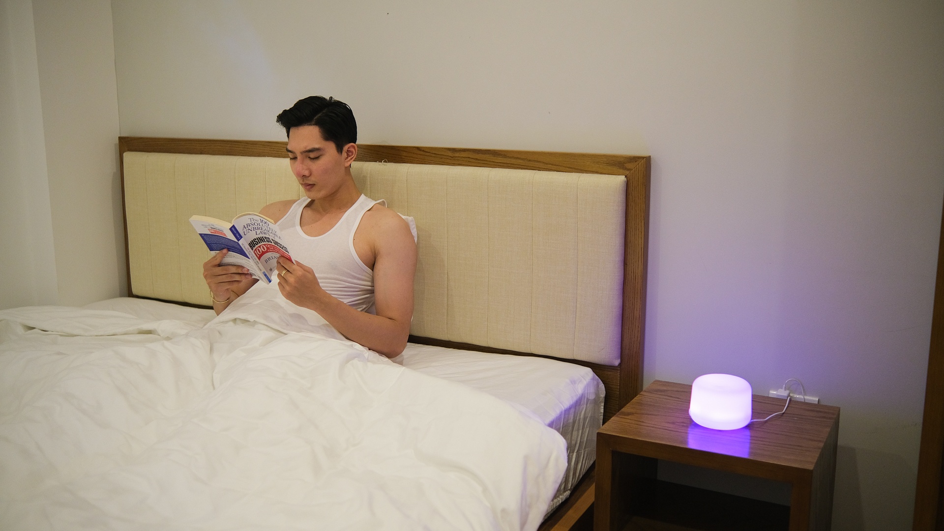 Nguoi mau nam mua dich anh 36