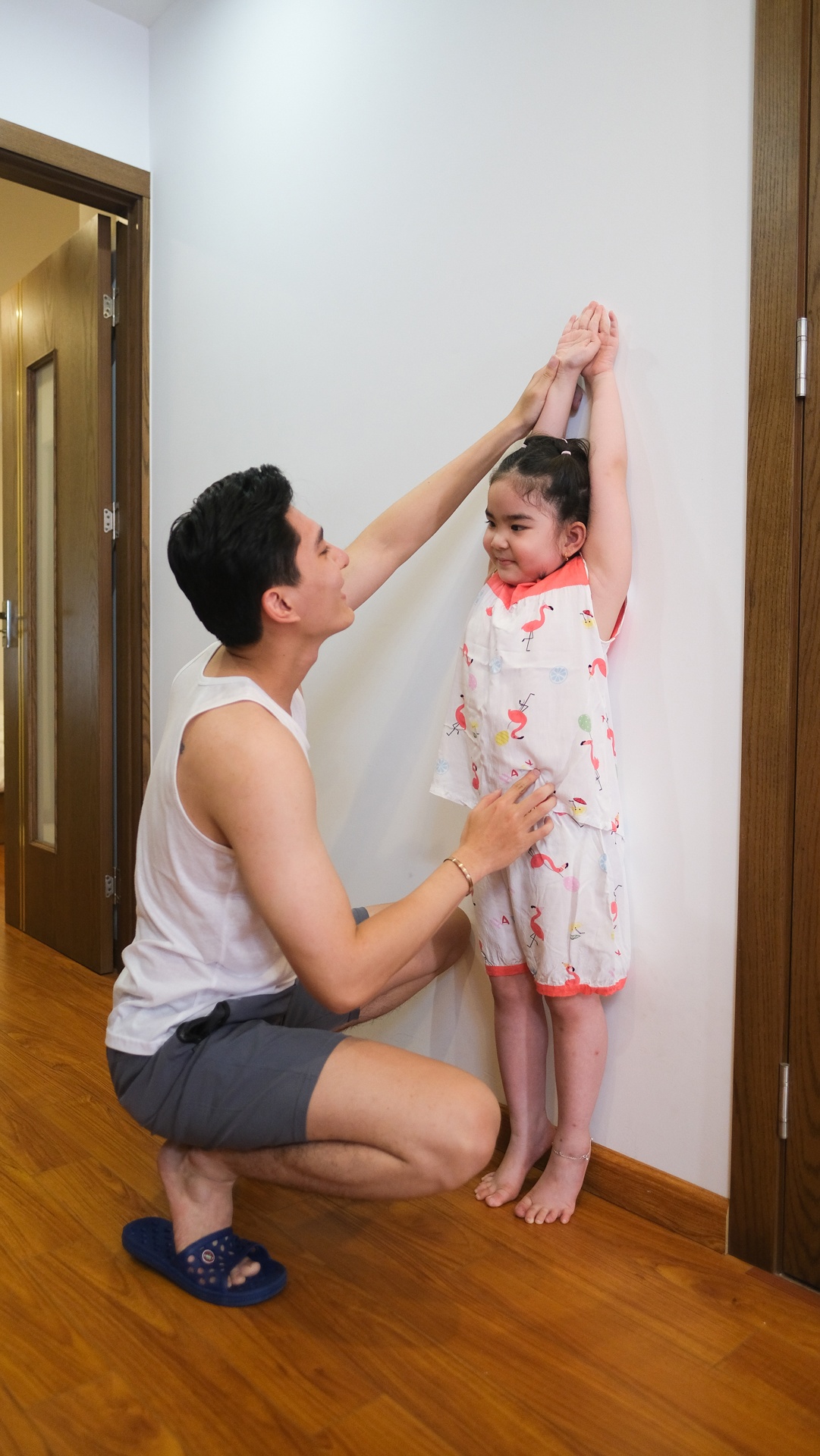 Nguoi mau nam mua dich anh 21