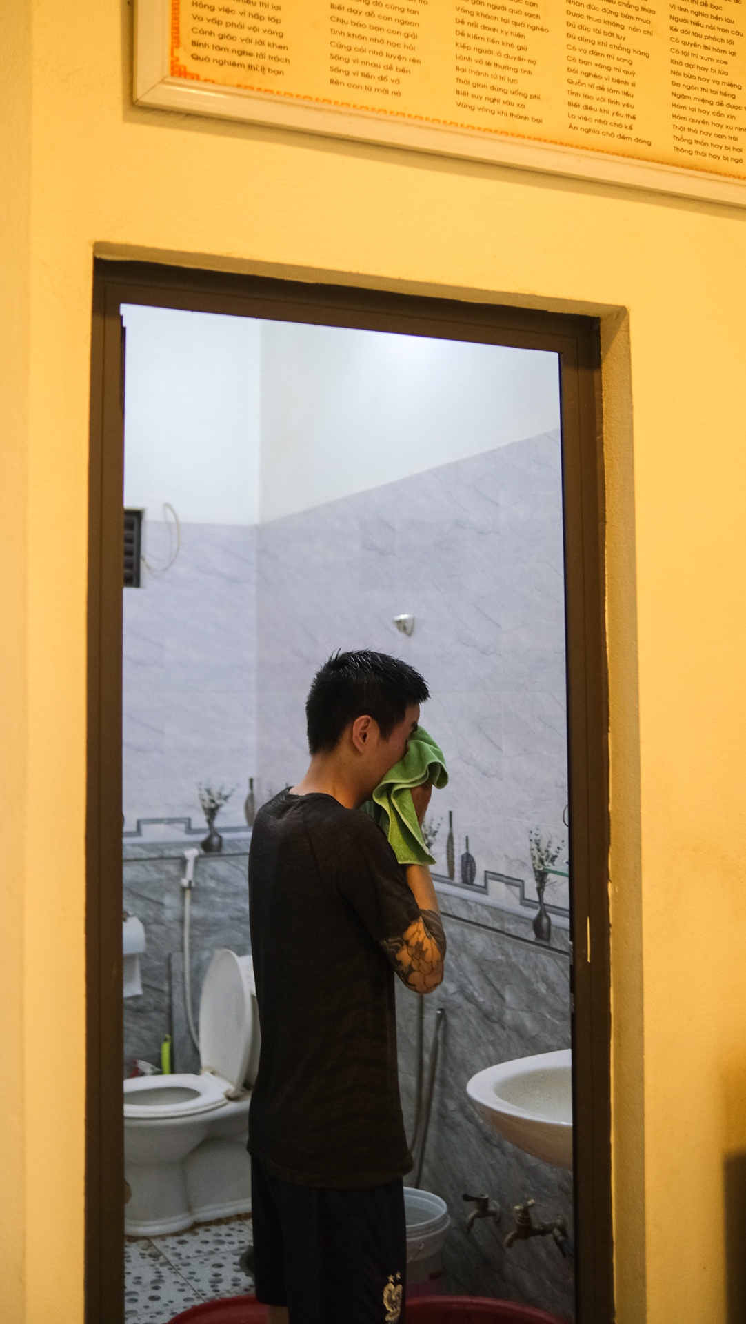 Shipper vượt hàng chục chốt kiểm dịch ảnh 38 Shipper vuot hang chuc chot kiem dich anh 38