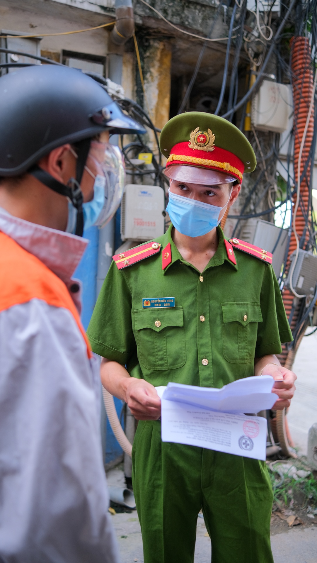 Shipper vượt hàng chục chốt kiểm dịch ảnh 18 Shipper vuot hang chuc chot kiem dich anh 18