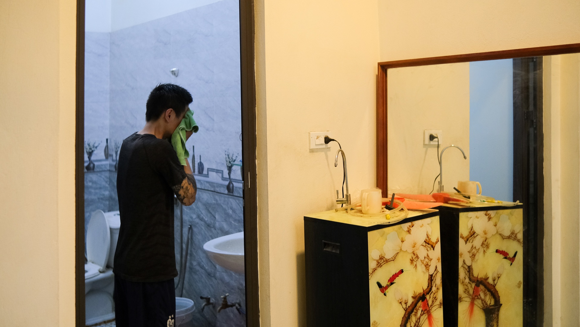 Shipper vượt hàng chục chốt kiểm dịch ảnh 37 Shipper vuot hang chuc chot kiem dich anh 37