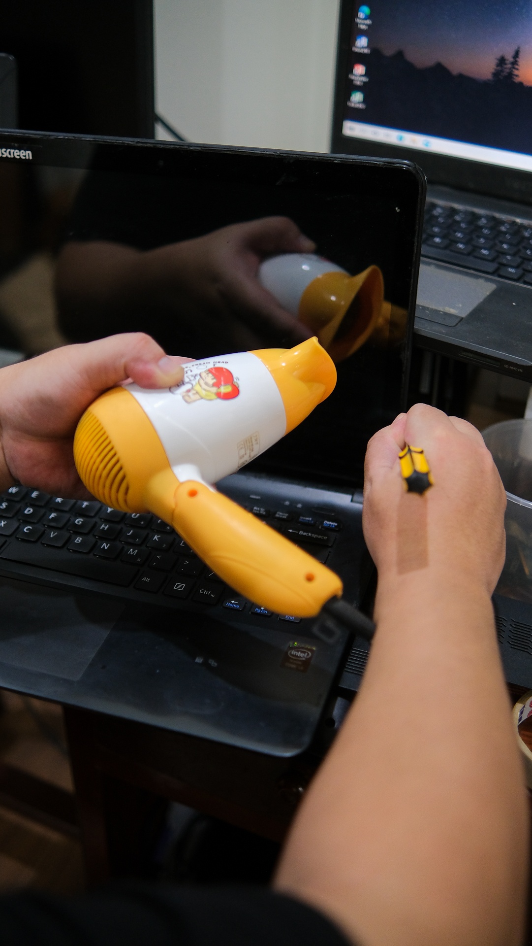 Laptop cho em ảnh 15 Laptop cho em anh 15