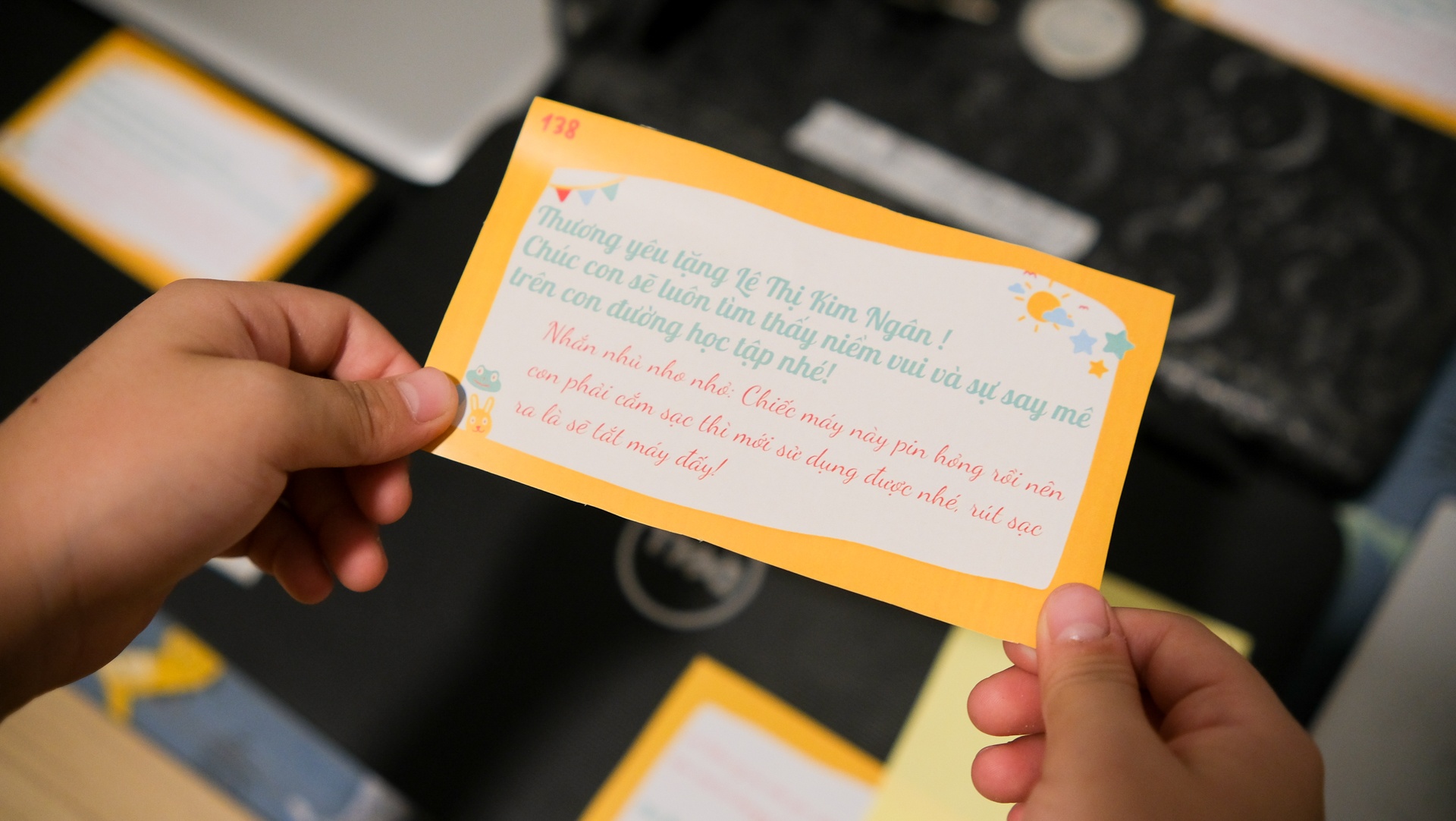 Laptop cho em ảnh 28 Laptop cho em anh 28