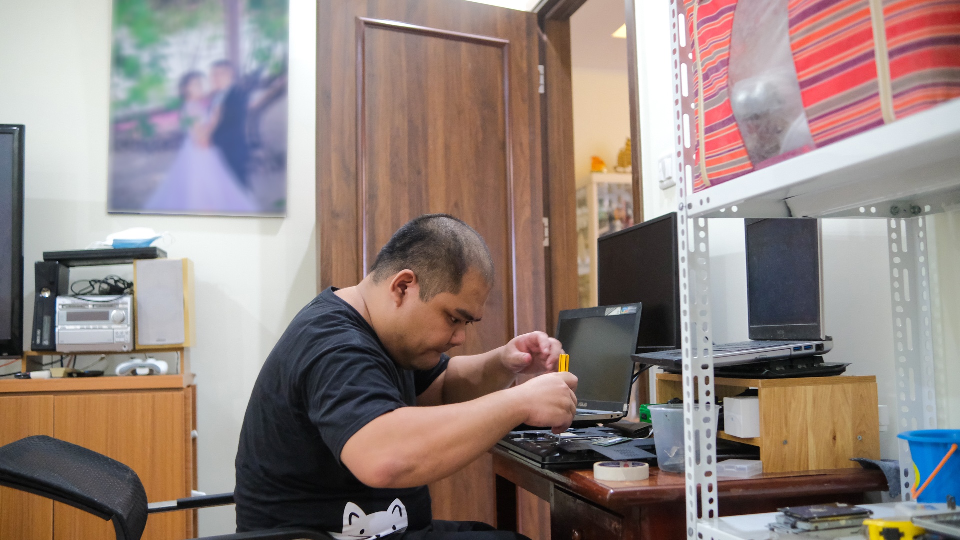 Laptop cho em anh 13