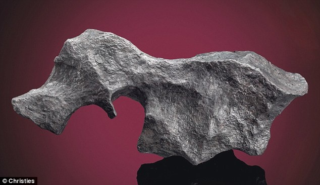 Thien thach quy hiem anh 12