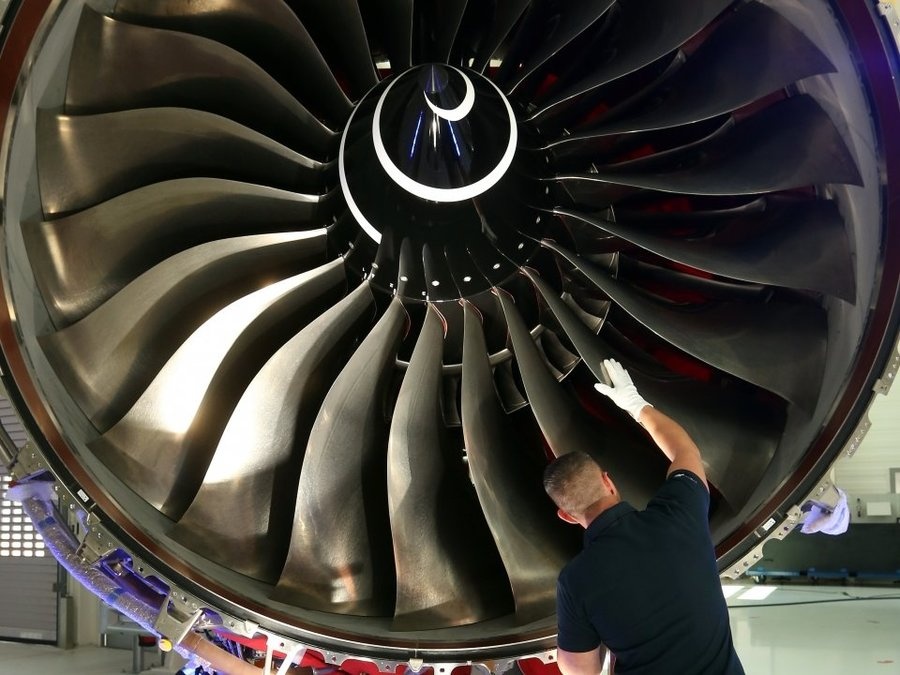 My truy to 10 diep vien TQ an cap bi mat cong nghe hang khong hinh anh