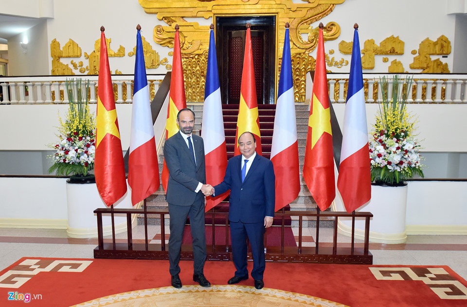 Thu tuong Chinh phu hoi dam cung Thu tuong Phap anh 1