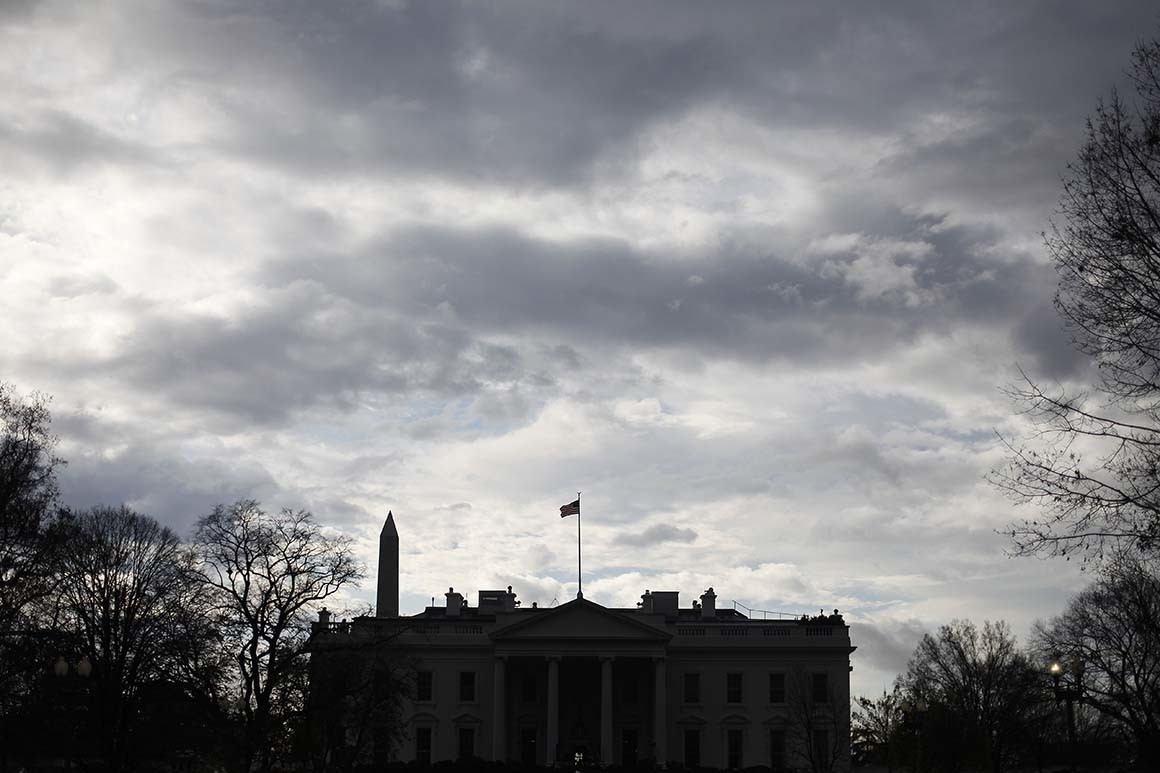 ông Trump đối mặt khó khăn nếu đảng Dân chủ kiểm soát Hạ viện ảnh 1 ong Trump doi mat kho khan neu dang Dan chu kiem soat Ha vien anh 1