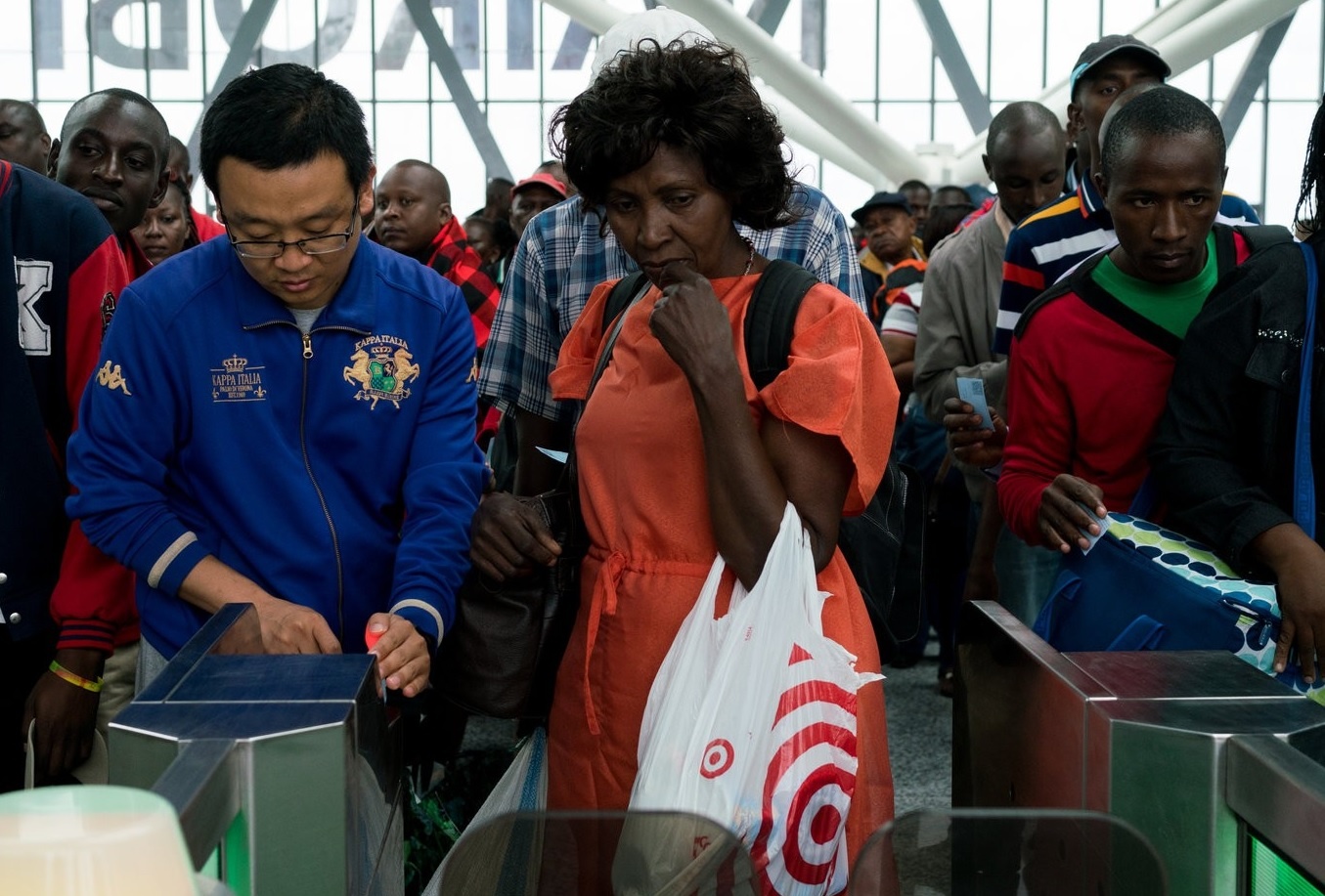 Quan ly nguoi Trung Quoc gay phan no o Kenya vi ky thi chung toc hinh anh