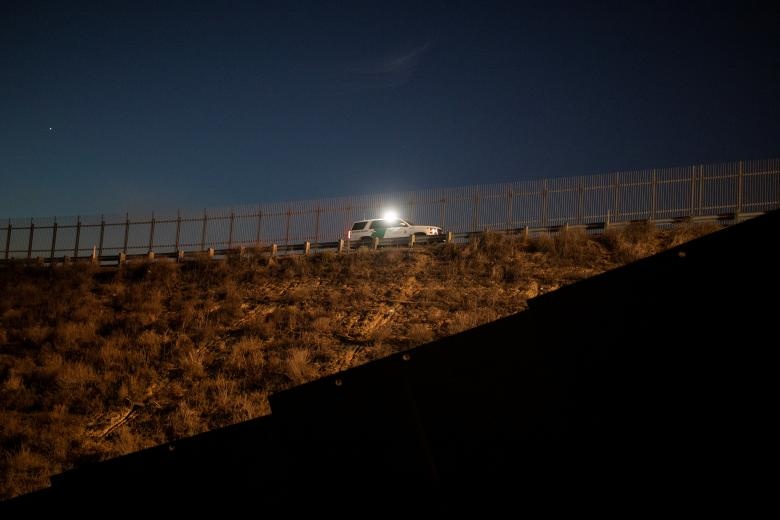 Doan nguoi di cu anh 6