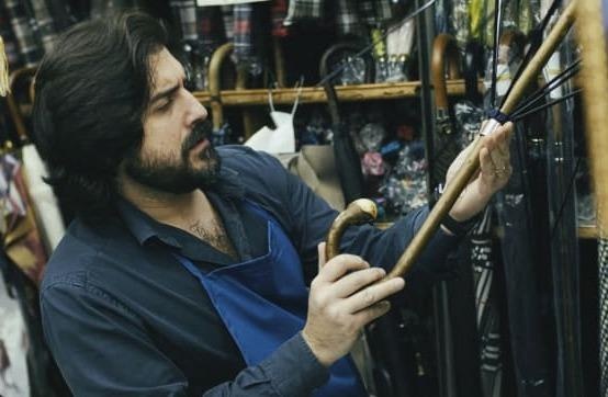 Nghe nhan chuyen lam nhung chiec o 20.000 euro hinh anh