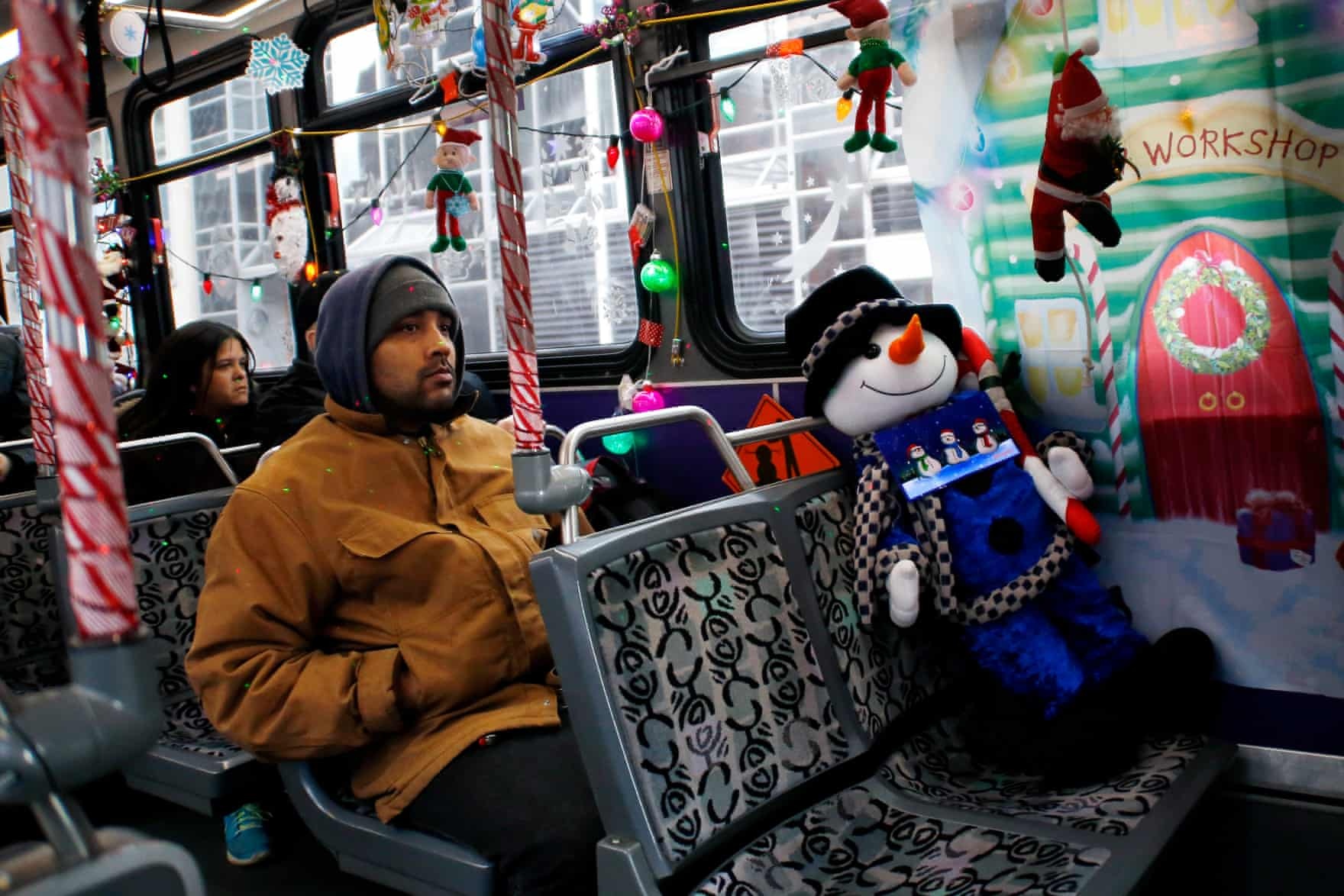 Phuong tien cong cong dong Giang sinh anh 13