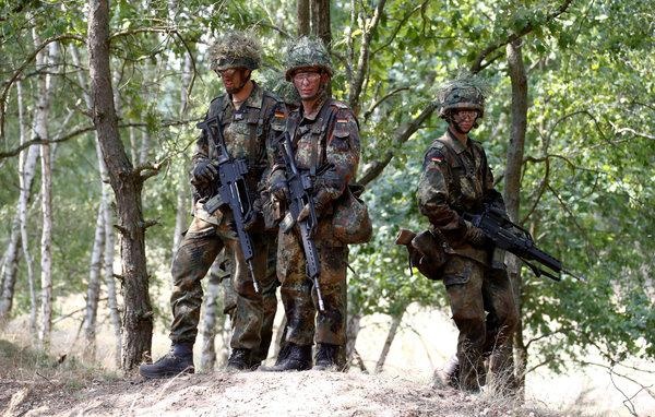 Quân đội Đức tuyển dụng người nước ngoài ảnh 1 Quan doi Duc tuyen dung nguoi nuoc ngoai anh 1