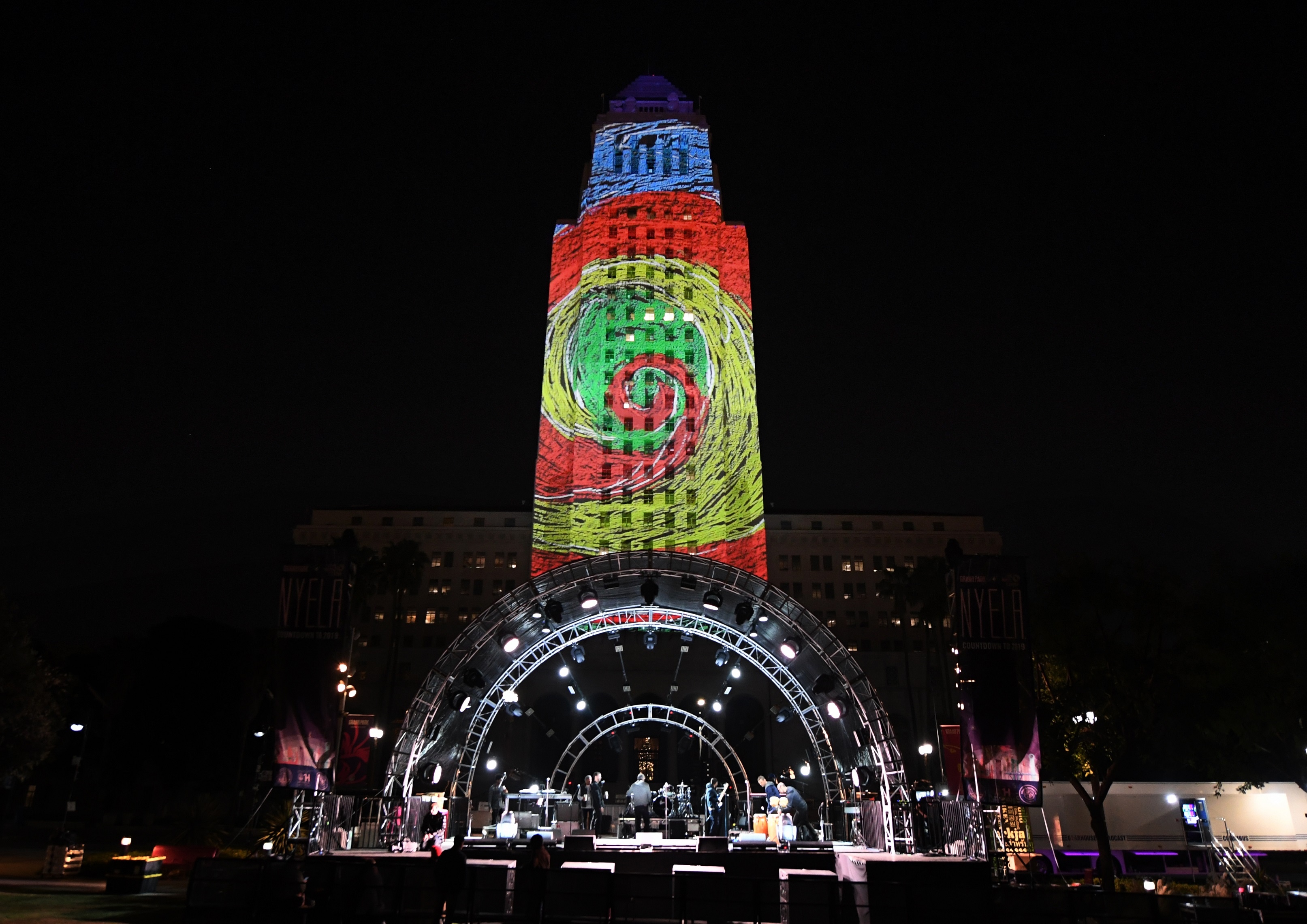 khong khi don giao thua tren the gioi anh 14