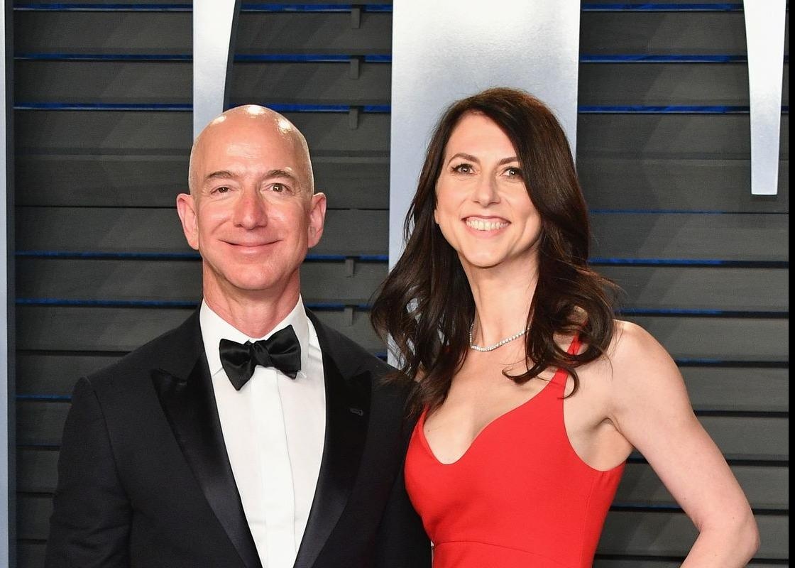 Nhung cuoc ly di ton kem nhat lich su cua cac ty phu USD hinh anh