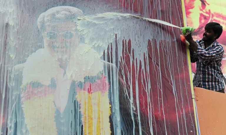 Nguoi An do sua vao poster phim anh 2