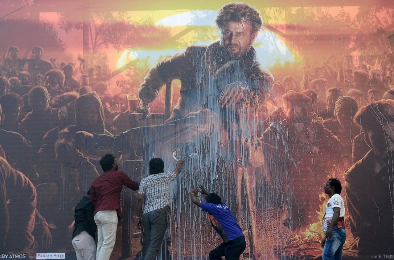 Nguoi An do sua vao poster phim anh 1