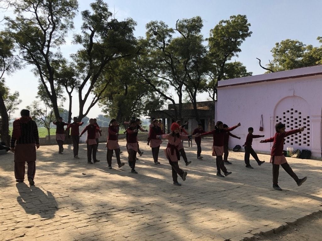 Bo nhot vao truong hoc o An Do anh 2