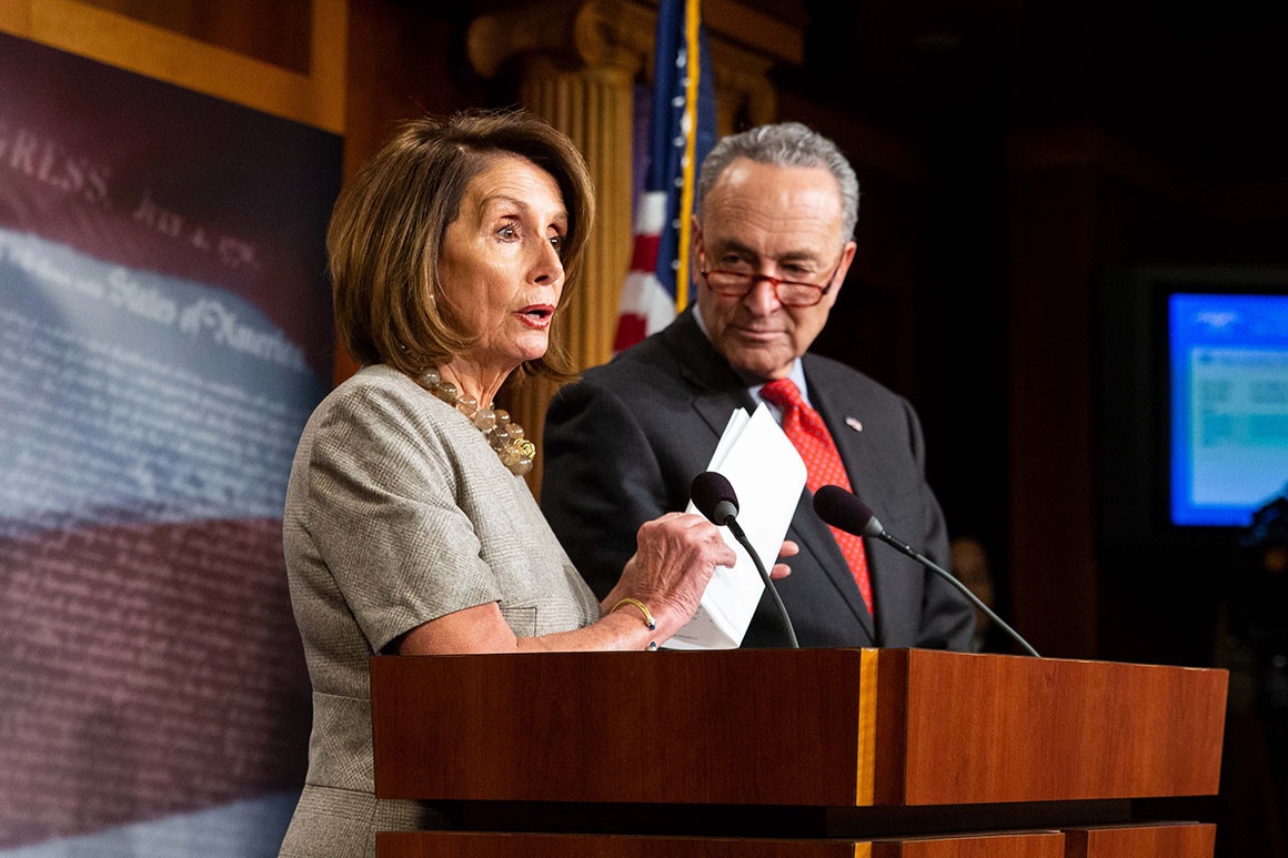 Tong thong Trump de lo diem yeu anh 2