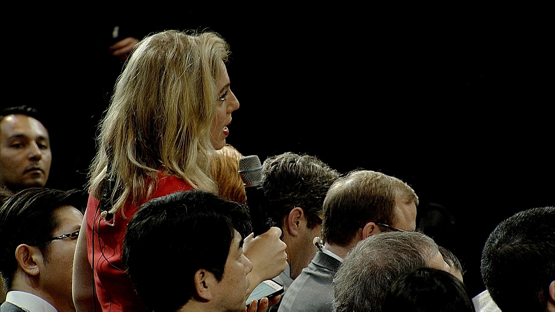 Binh luan cua ong Trump trong buoi hop bao anh 2