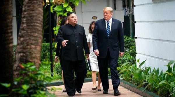 Ong Trump, ong Kim va nhung hy vong o Ha Noi hinh anh