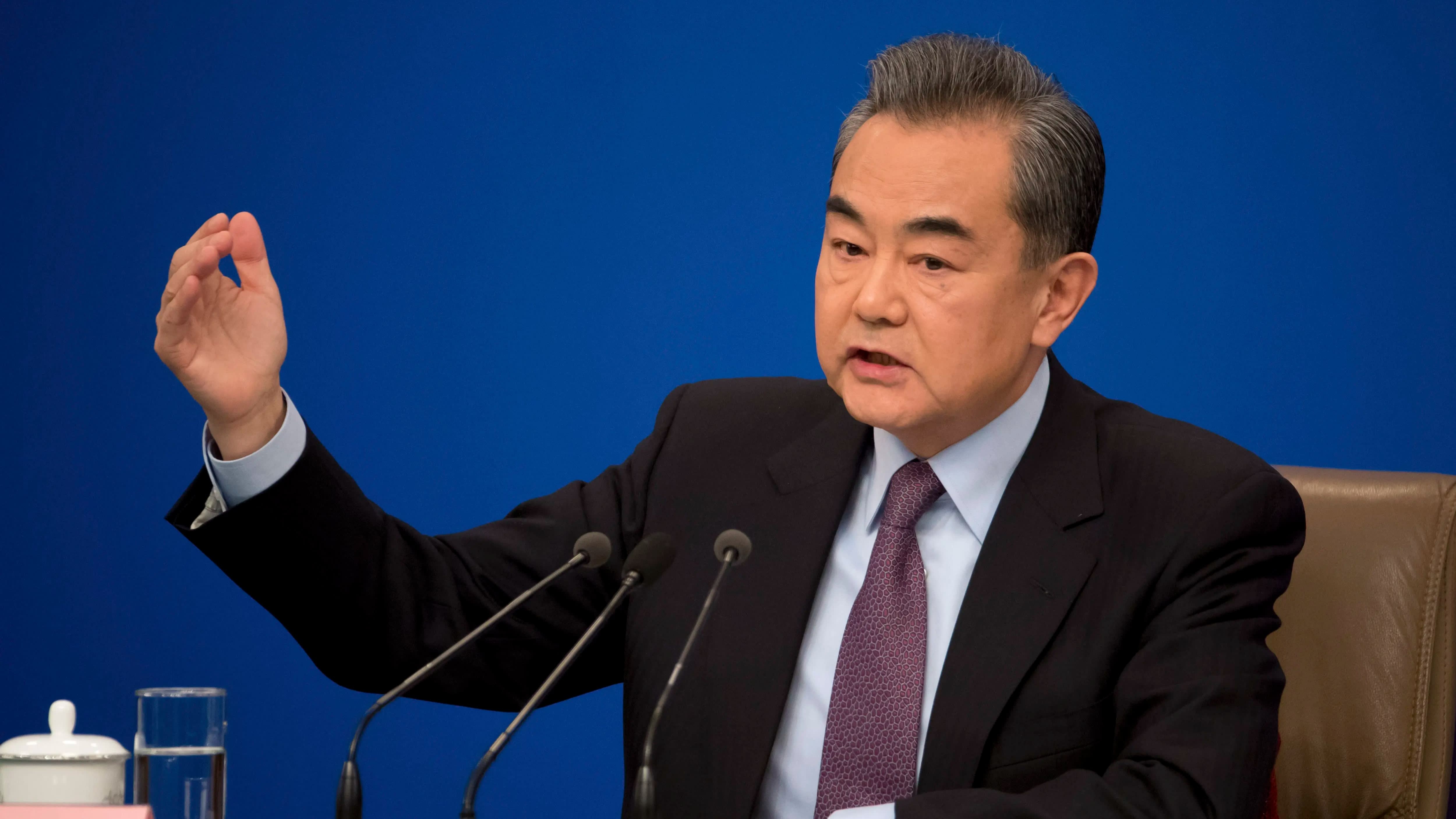 Ngoai truong Trung Quoc: Huawei khong the lam 'bay cuu im lang' hinh anh