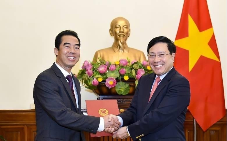 Bo Ngoai giao co tan thu truong hinh anh