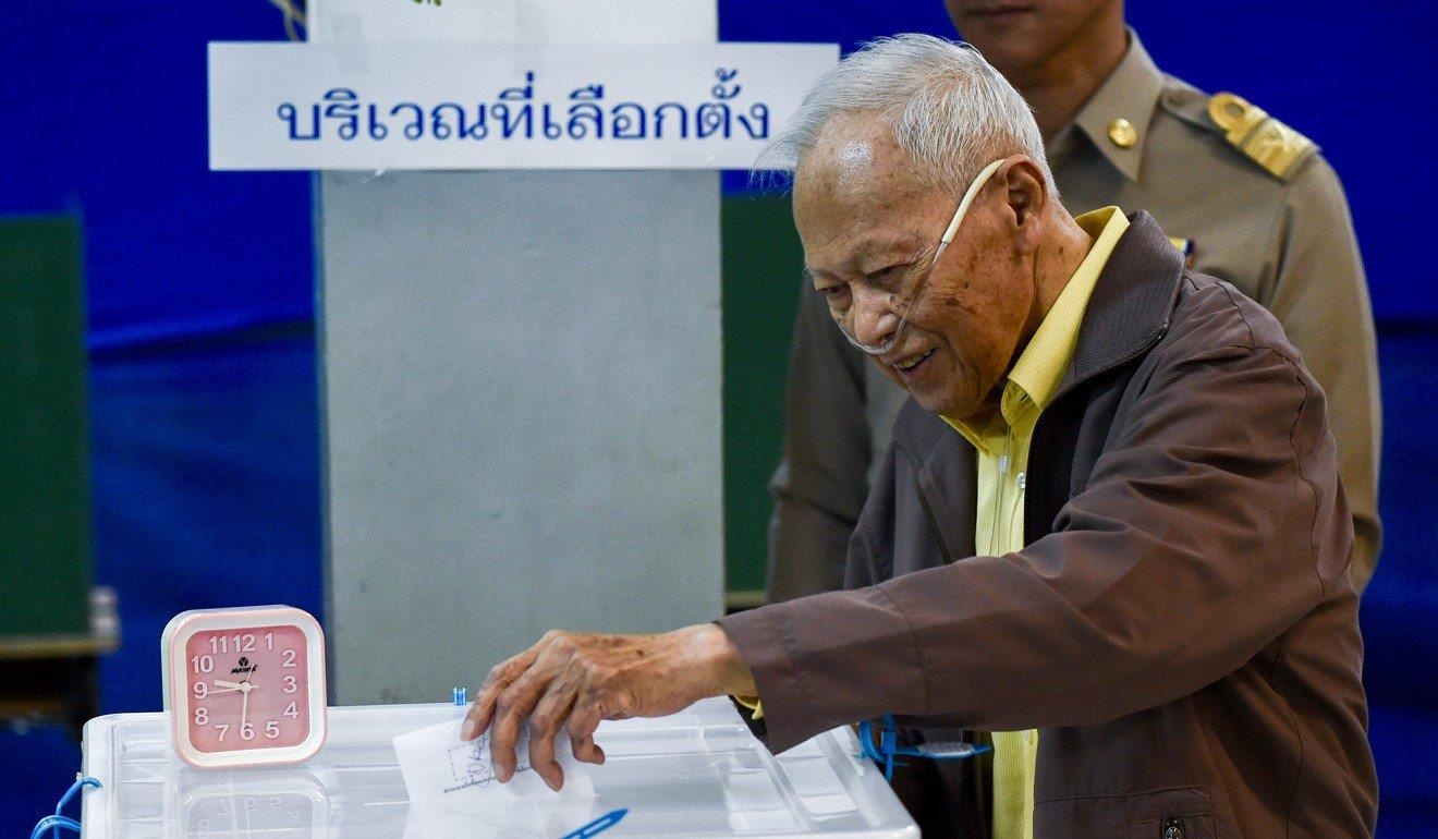 Nguoi Thai no nuc di bau cu lan dau sau 8 nam anh 7