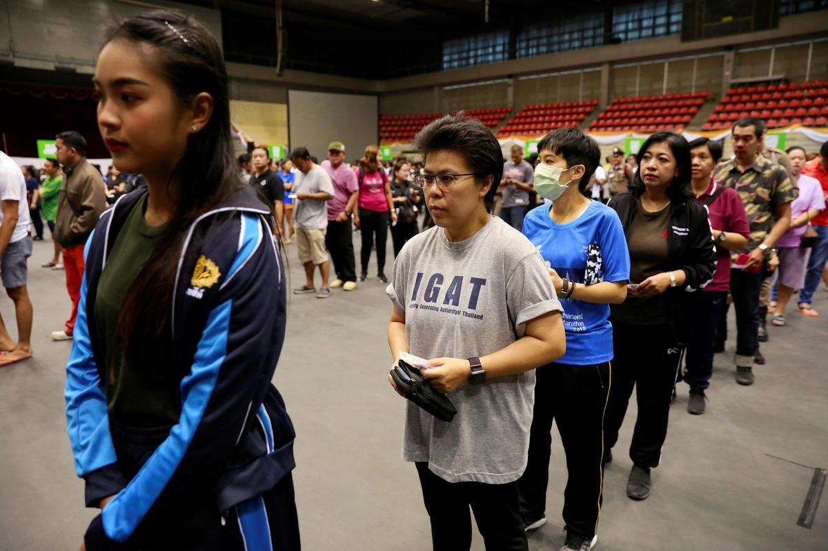 Nguoi Thai no nuc di bau cu lan dau sau 8 nam anh 4