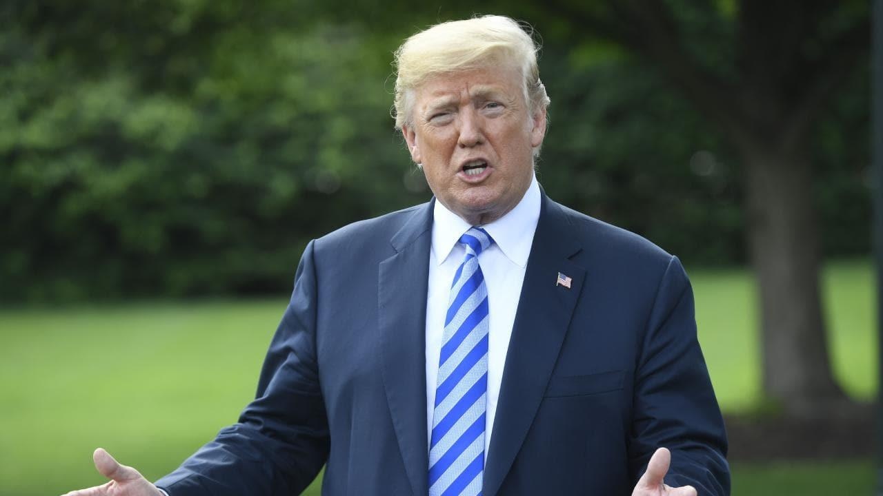 TT Trump chi trich ban doi cua co van la 'ga chong tu dia nguc' hinh anh