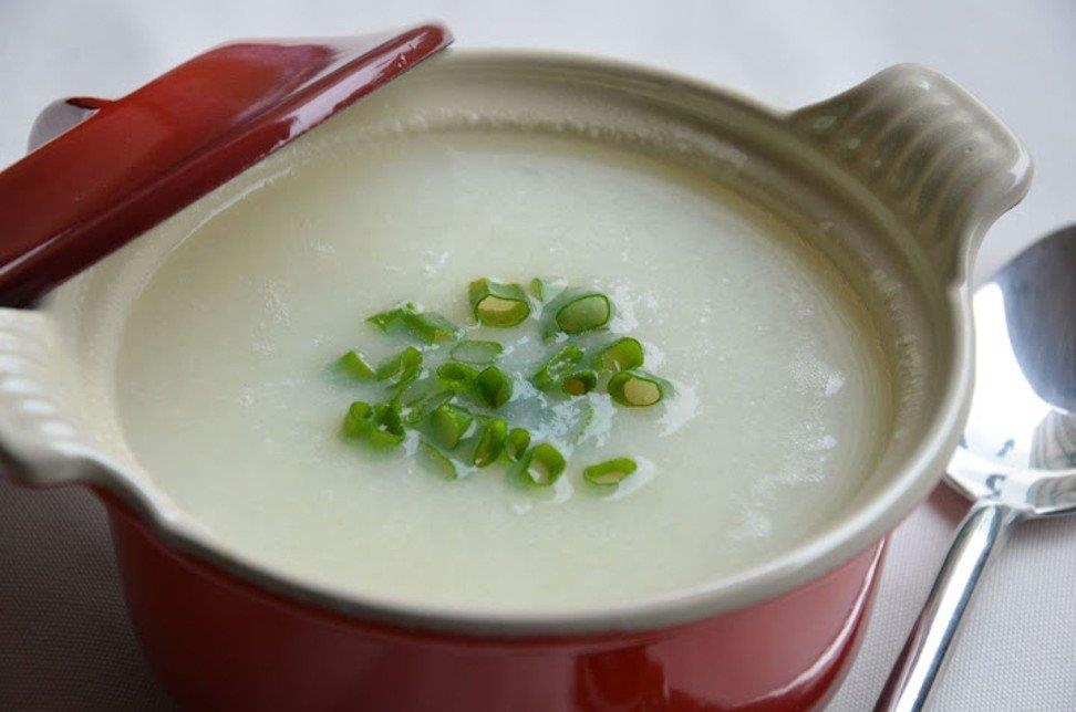 Giao vien Trung Quoc dau doc hoc sinh anh 1