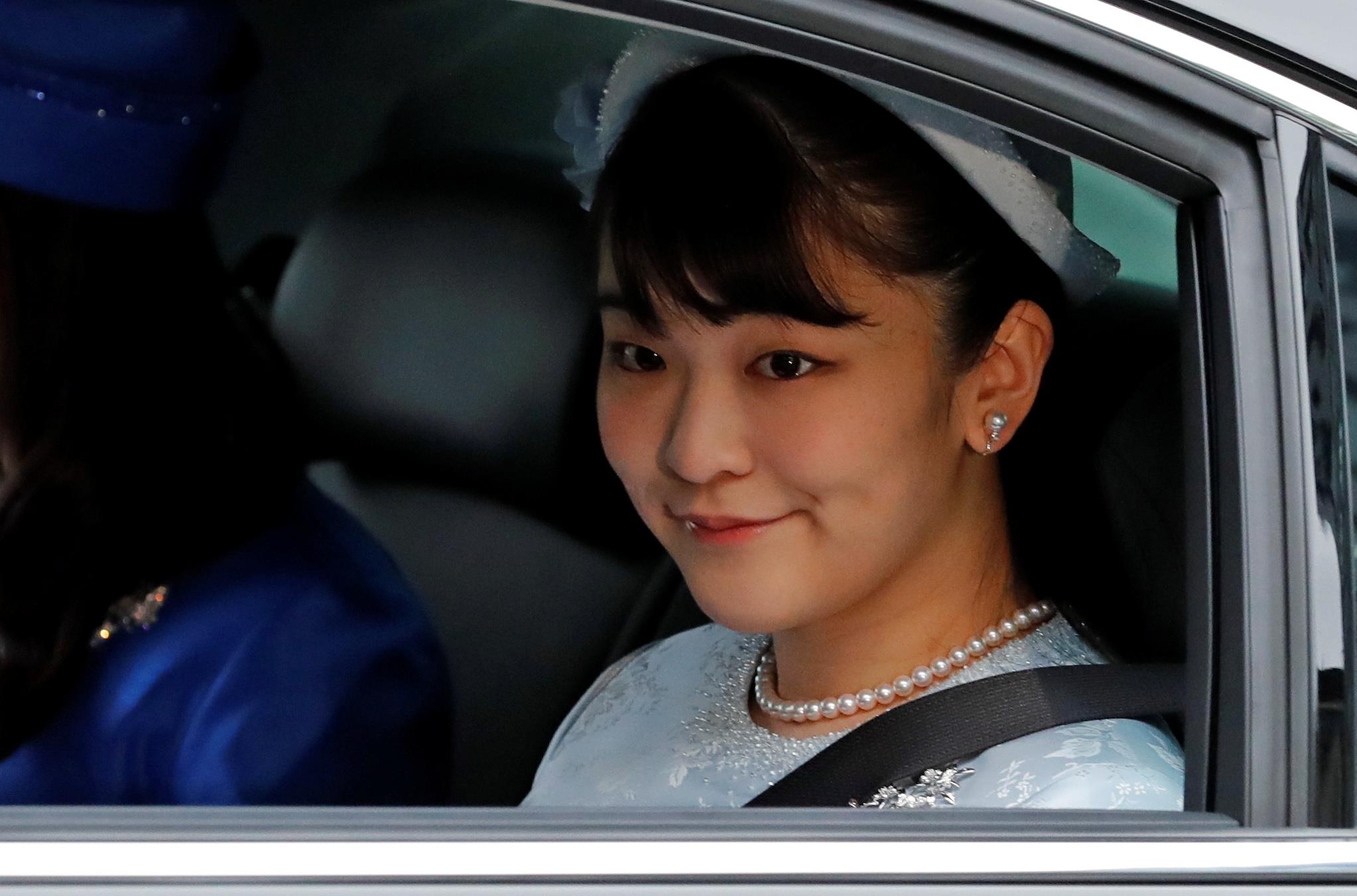 Nhat Ban trong ngay cuoi cung cua mot trieu dai hinh anh