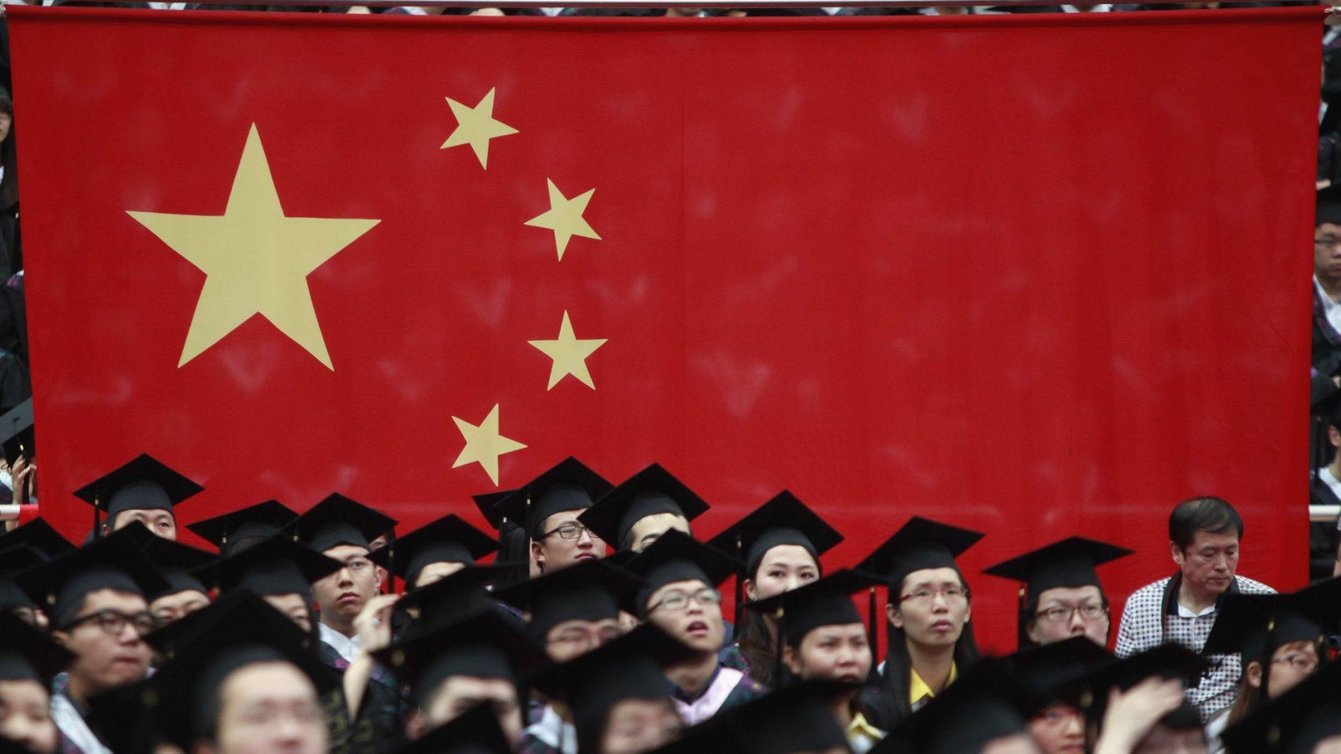 Trung Quoc keu goi nguoi dan yeu nuoc giua cang thang voi My hinh anh