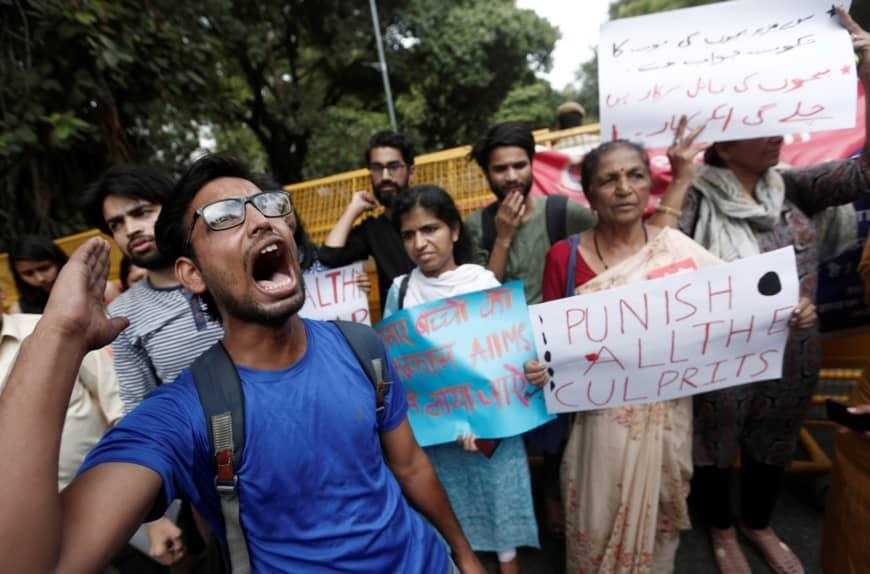 Qua vai gay benh viem nao bi an o An Do, 113 nguoi thiet mang hinh anh