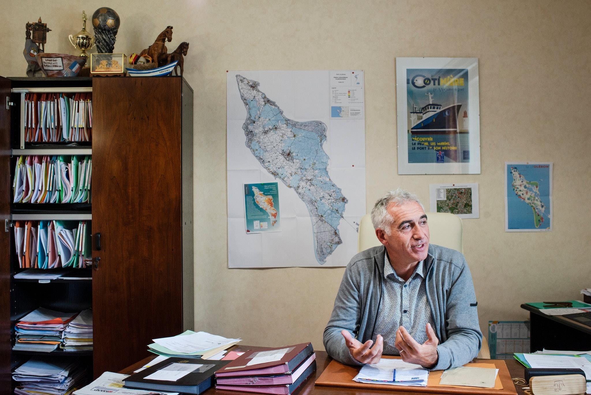 Cuoc chien ga trong o Phap anh 2