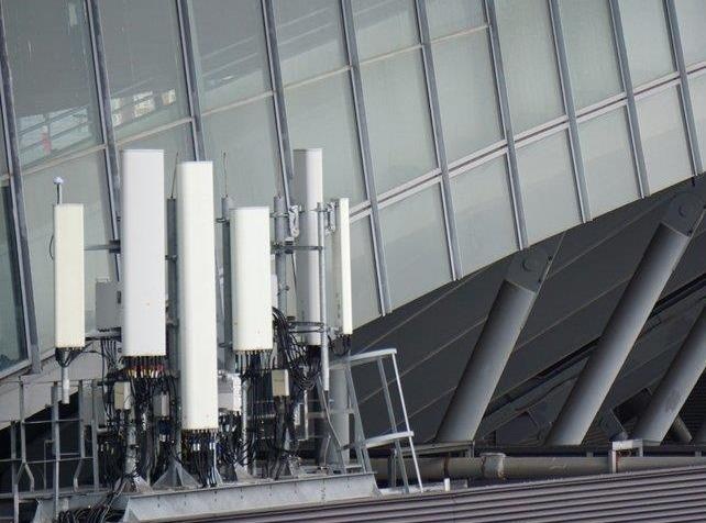 Tin tac dang su dung he thong vien thong toan cau de do tham hinh anh