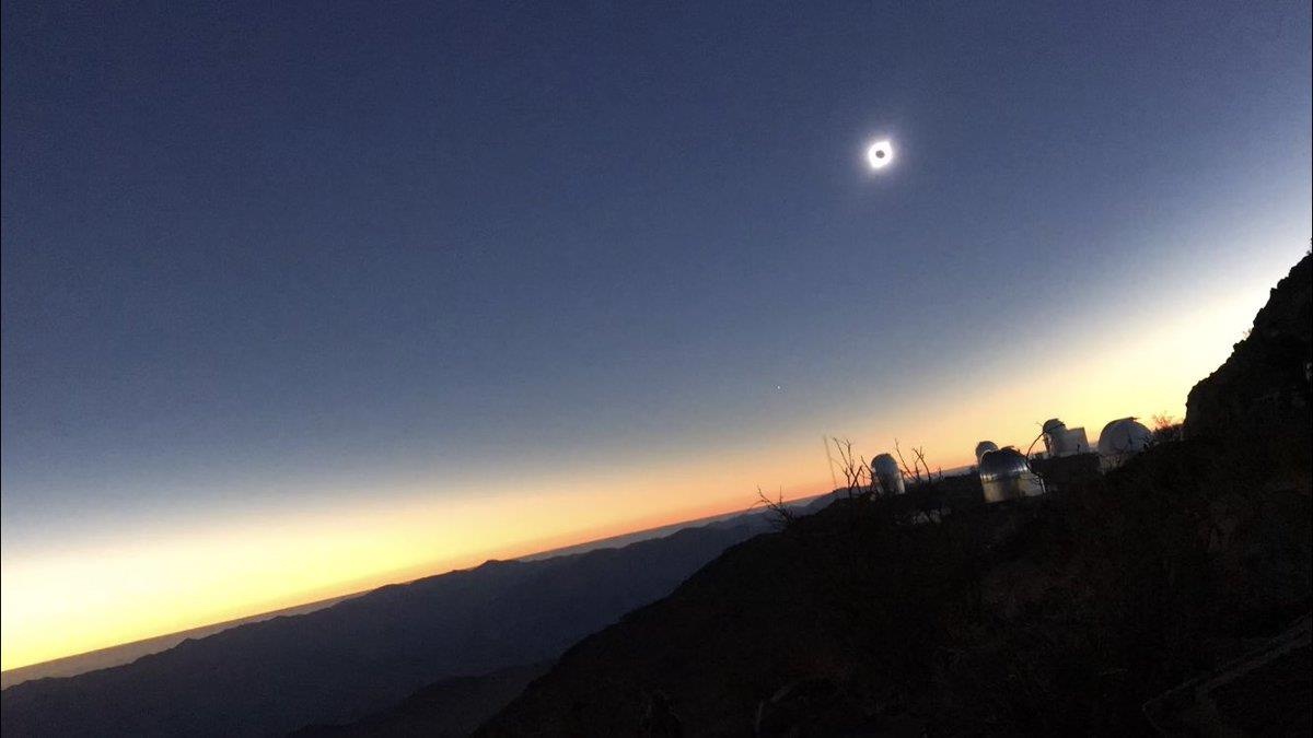 Nhật thực toàn phần cuối cùng của thập kỷ ảnh 3 Nhat thuc toan phan cuoi cung cua thap ky anh 3