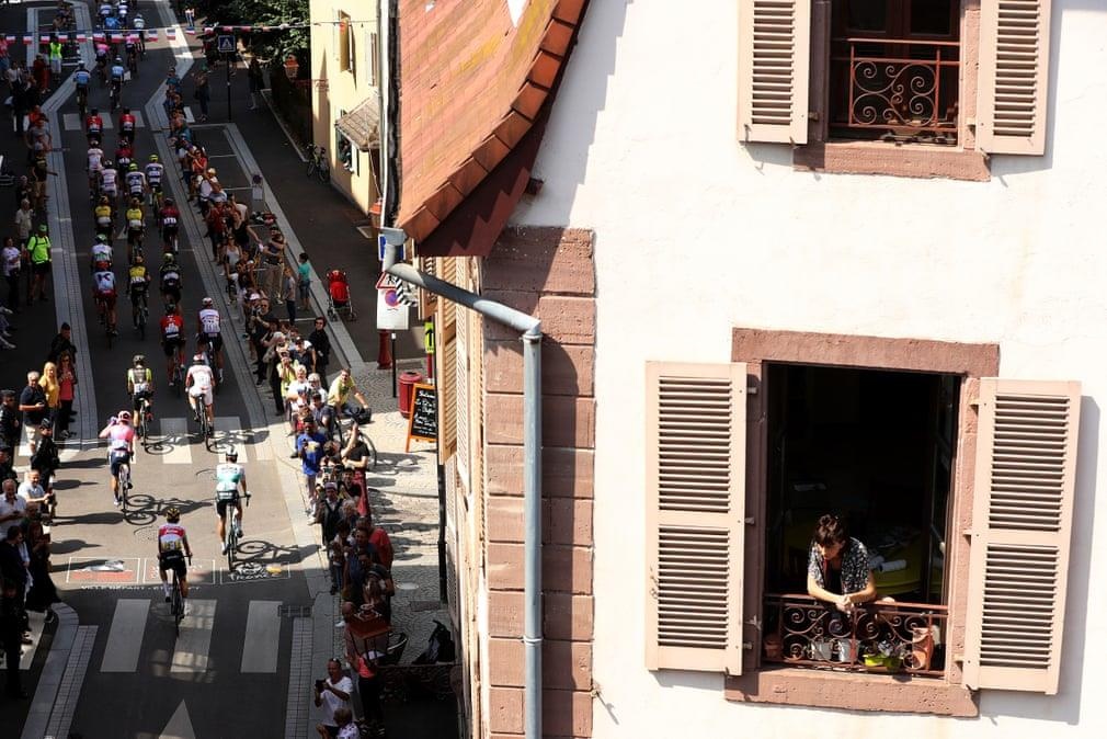 Khan gia Tour de France anh 8